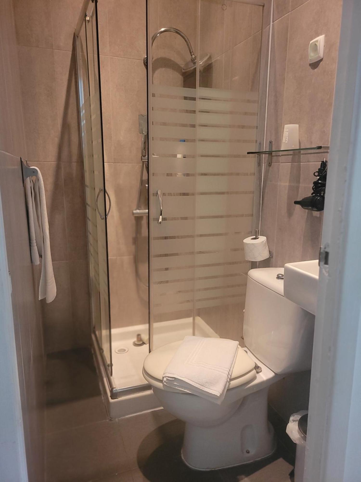 Residencial Valentina Hotel Lisbon Room photo